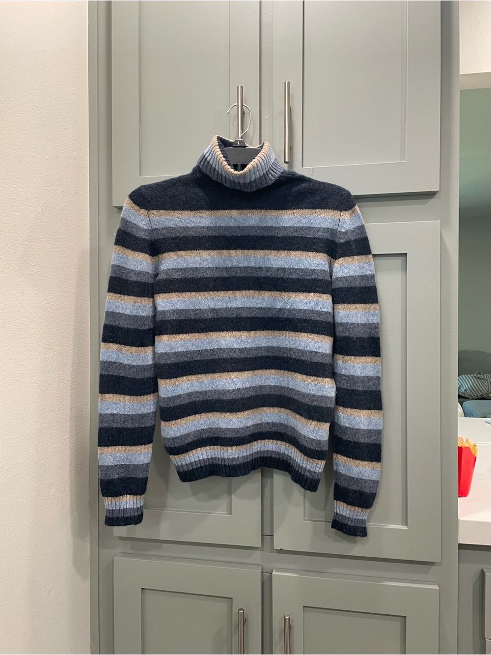 Men's Striped cashmere Turtleneck Sweater in Navy, Light Blue & Tan